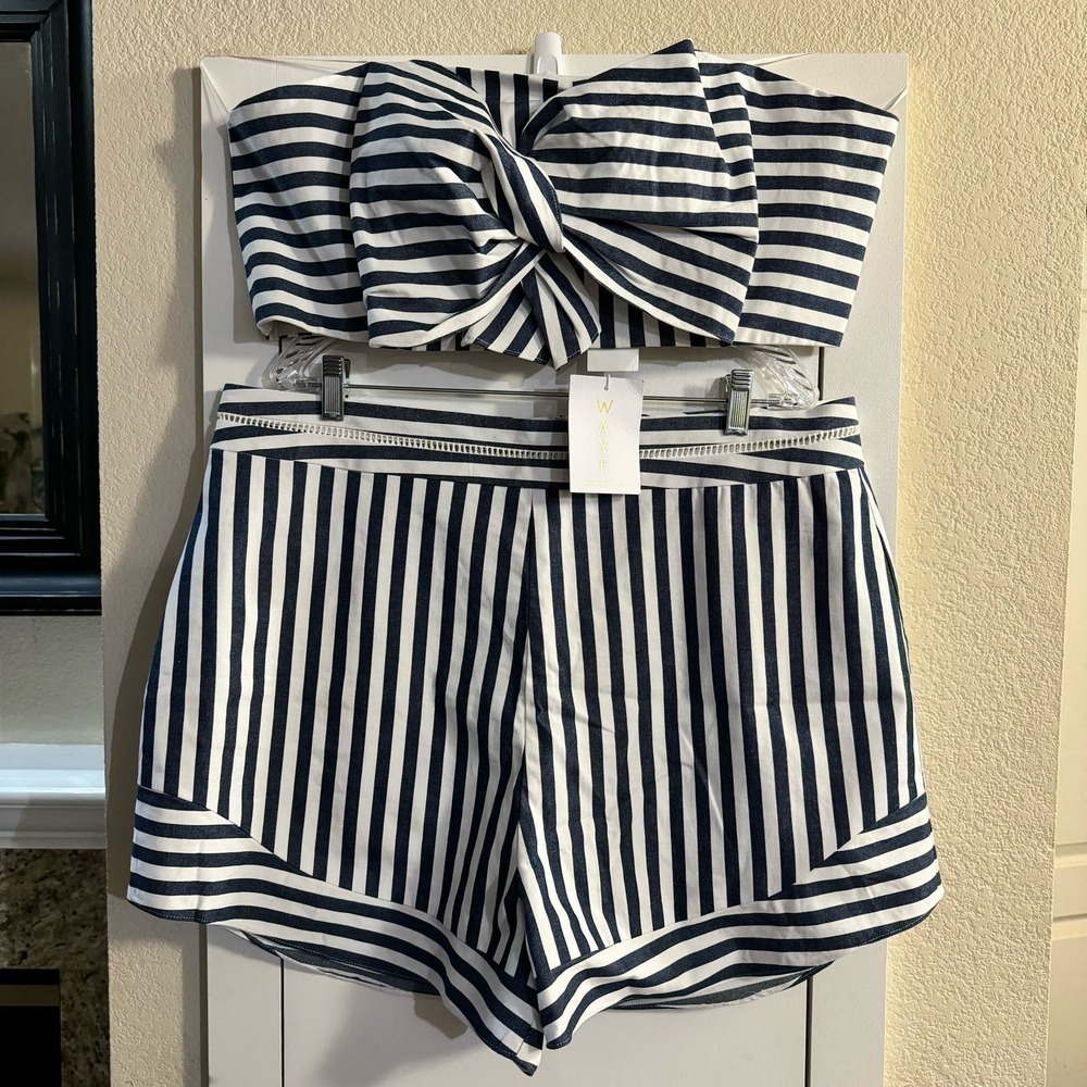 WAYF 2-Piece Set Durham Knotted Bow Tube Top and Chester Short in Navy Stripe - Picture 9 of 12